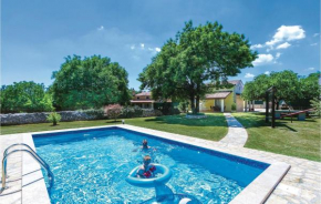 Отель Holiday home Badnjevari VI  Цер 